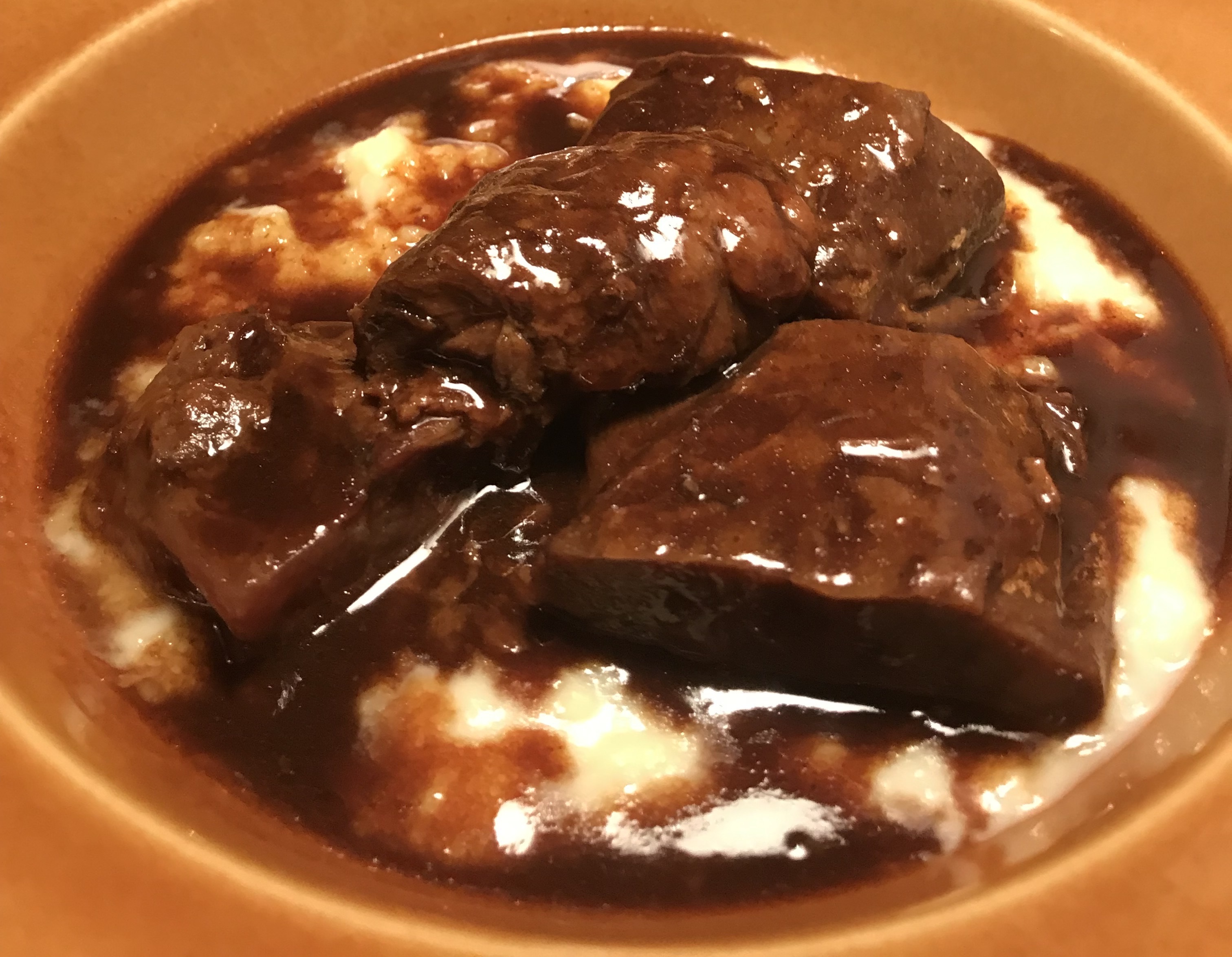 牛スネ肉ビール煮込